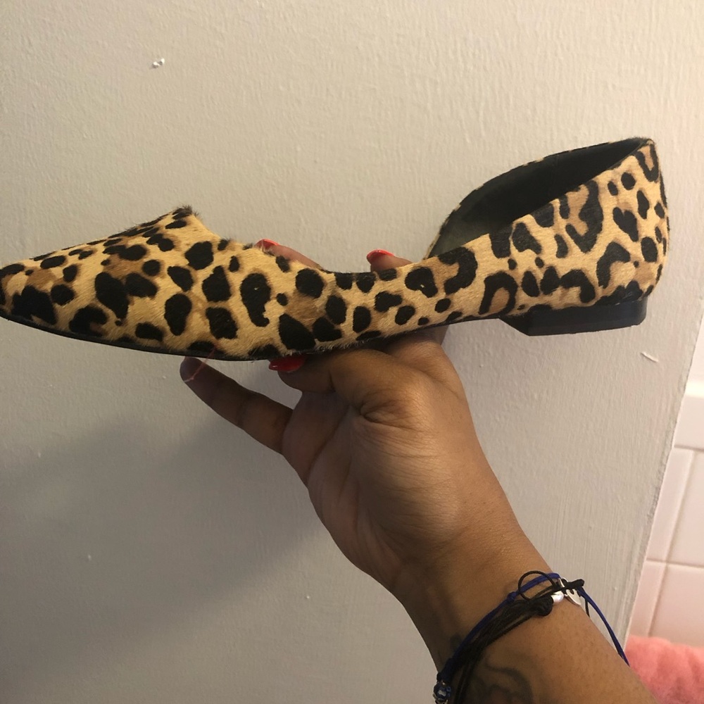 Worn only twice fit huge, this is a real 8.5